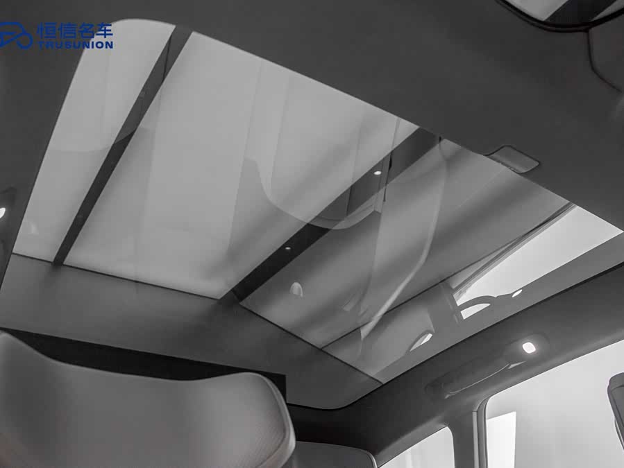 Avatr 12 2024 car image #20