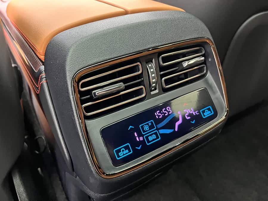 BYD Han 2022 car image #20