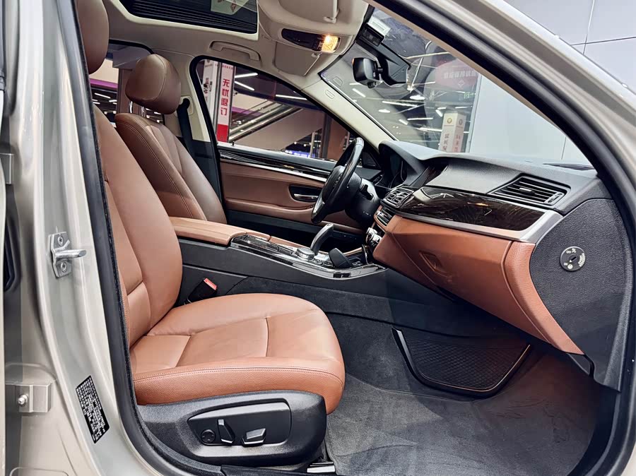 BMW 5 Series 2016 car image #20