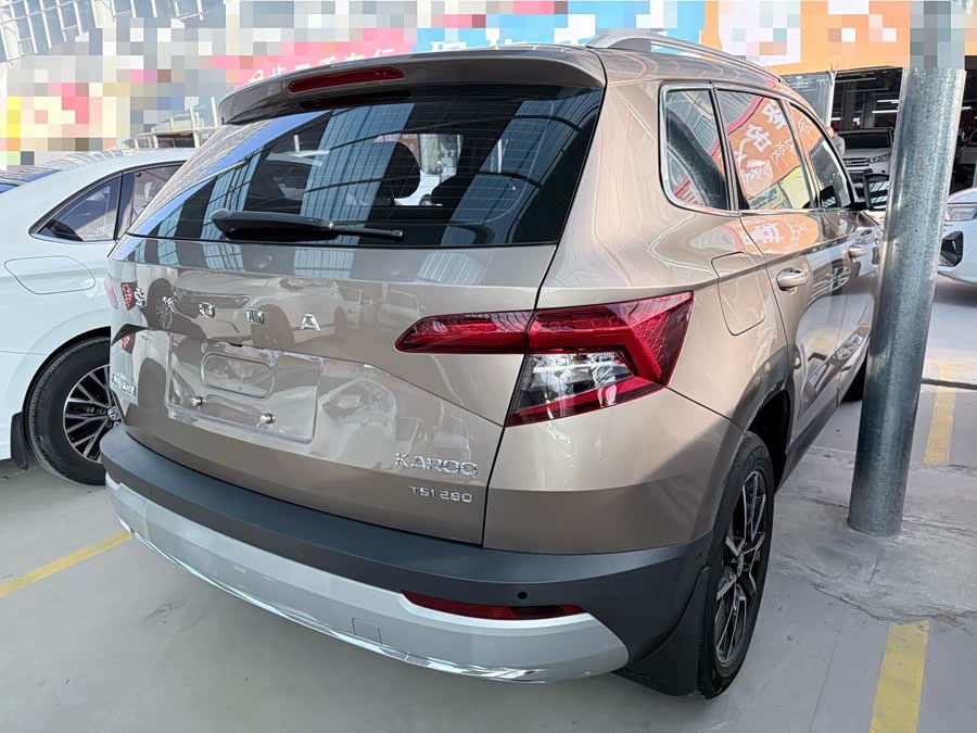 Skoda Karoq 2020 car image #20