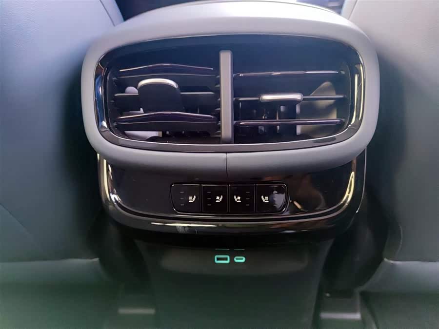 BYD Sea Lion 07 DM-i 2025 car image #20