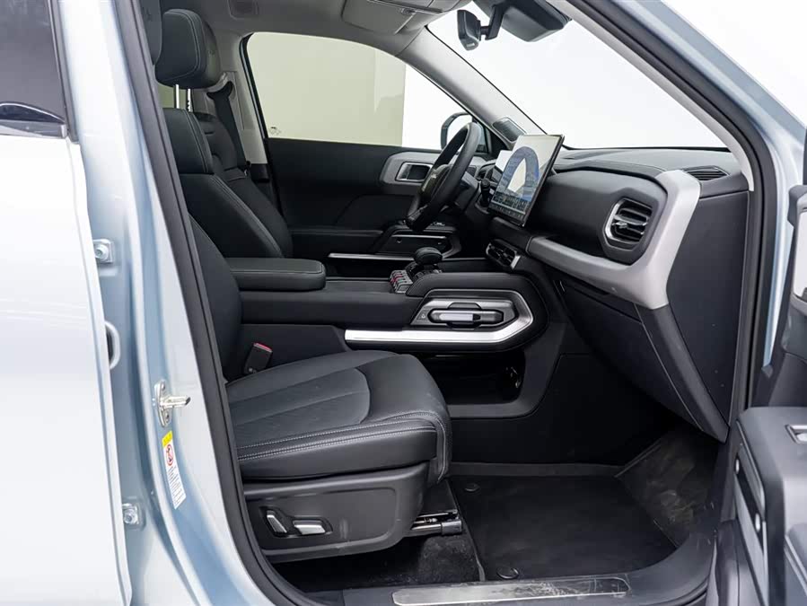 FangChengBao Tiger 3 2025 car image #20