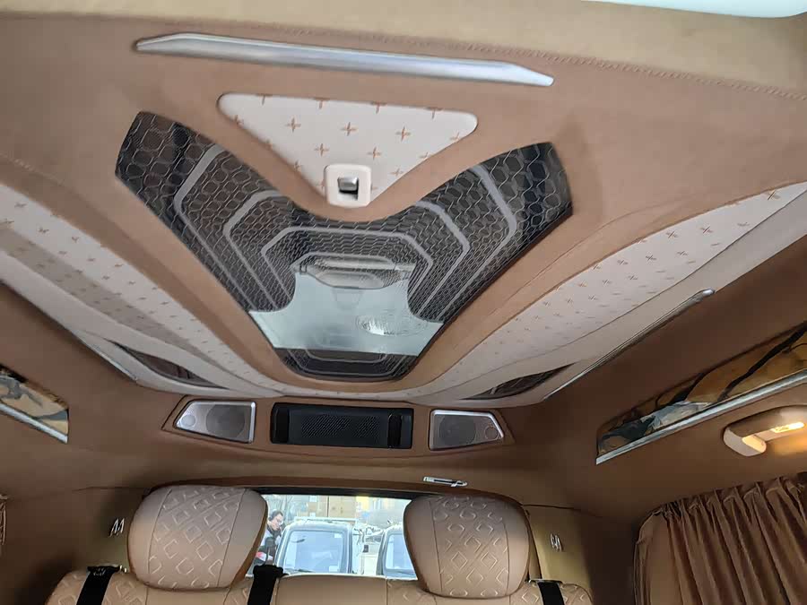 Mercedes-Benz V Class 2020 #20 Mercedes-Benz V Class 2020 car image #20