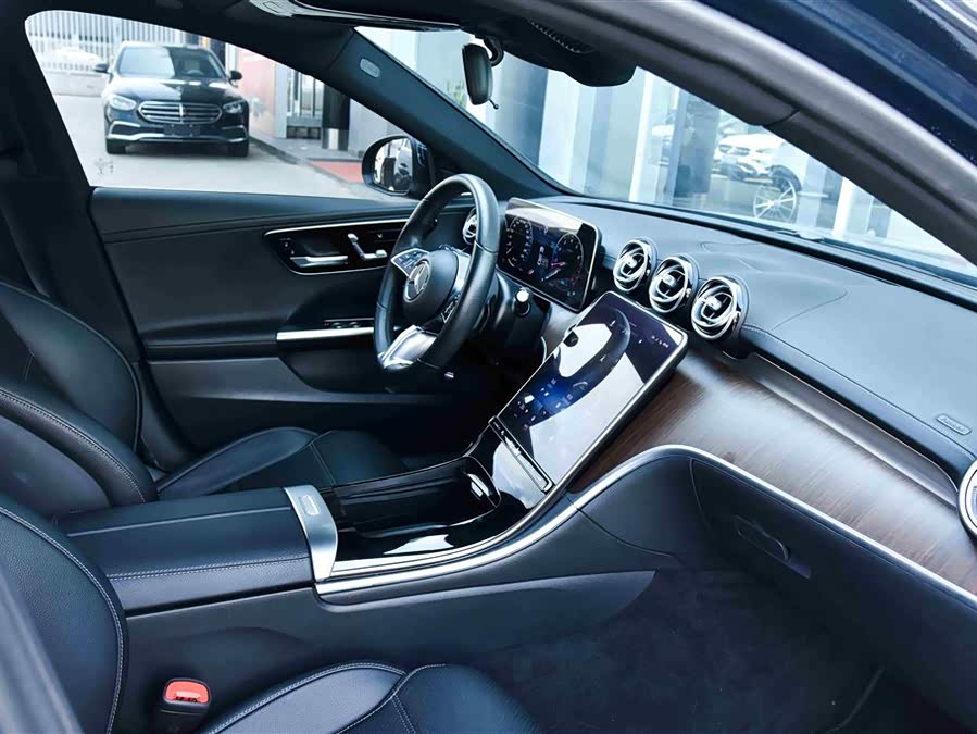 Mercedes-Benz C Class 2022 car image #20