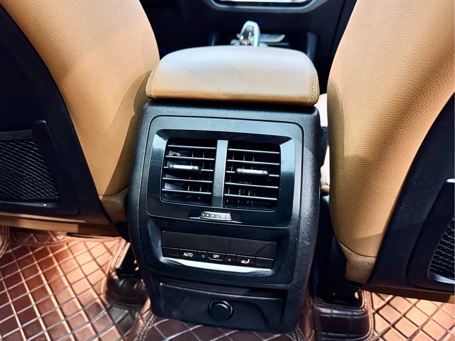 BMW X3 2018 car image #20