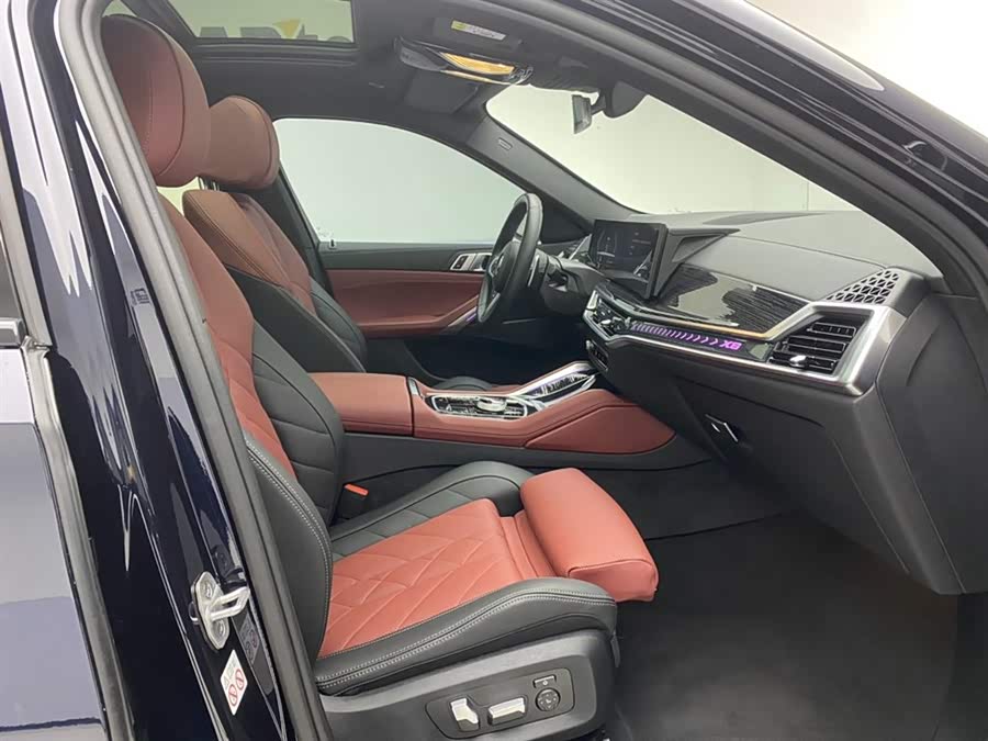 BMW X6 2024 immagine di auto #20