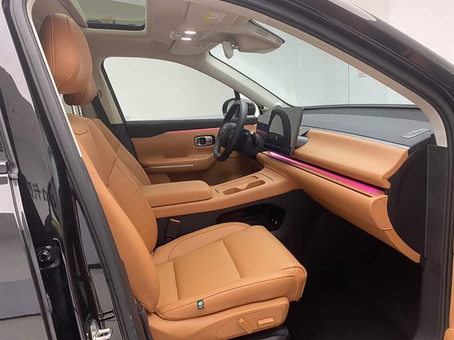 Leapmotor C16 2024 car image #20
