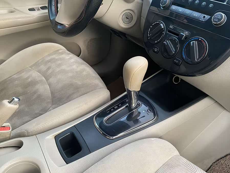 日产 骐达TIIDA 2015 汽车图片 #20