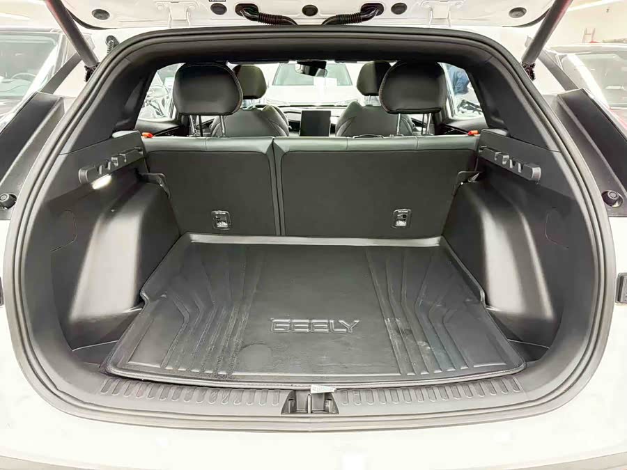 GEELY Boyue 2025 car image #20