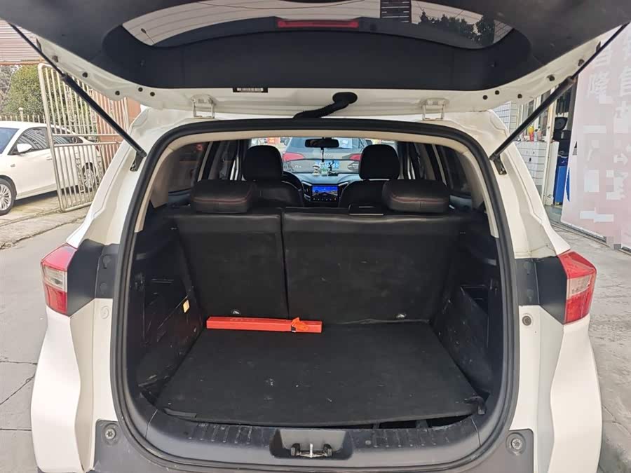 Changan CS15 2016 car image #20
