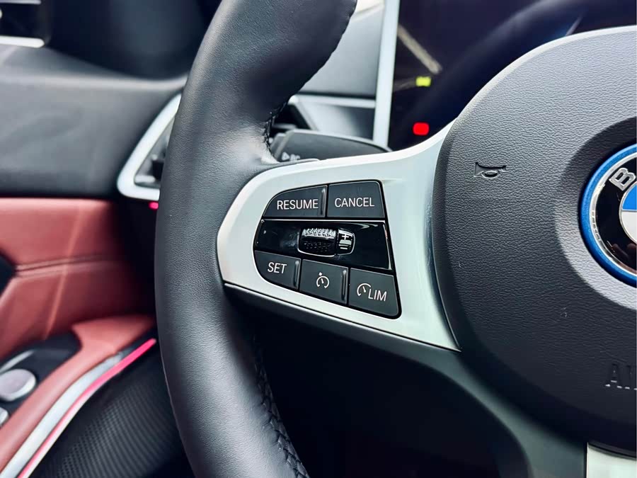 BMW i3 2023 car image #20