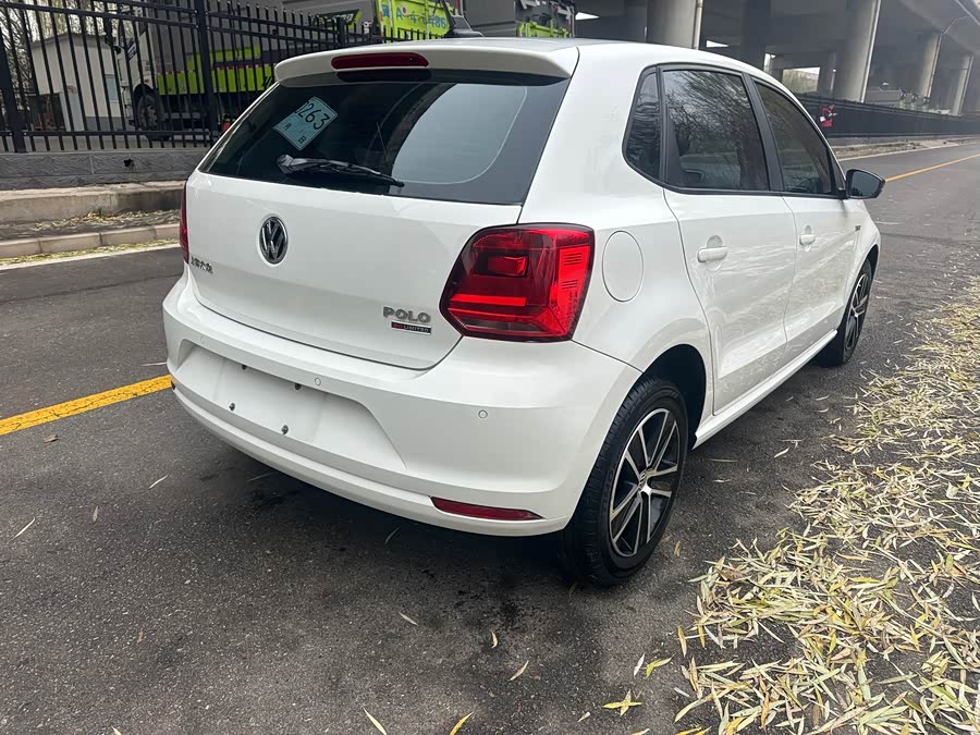 Volkswagen Polo 2016 #20 Volkswagen Polo 2016 car image #20