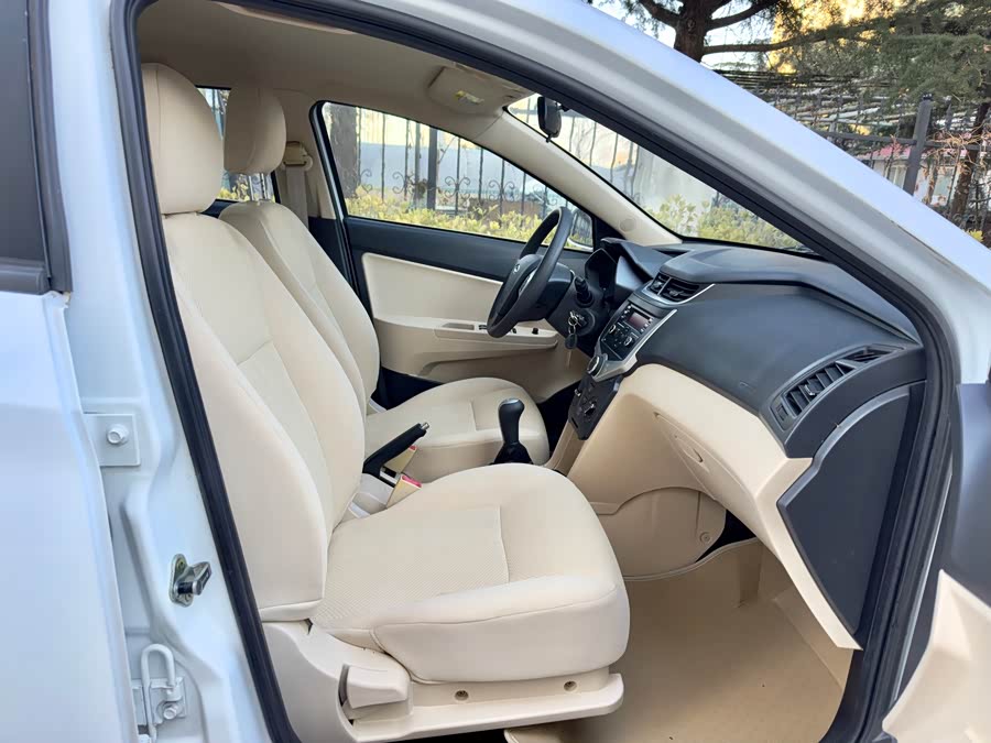 Chery Fulwin 2 2015 صورة سيارة #20