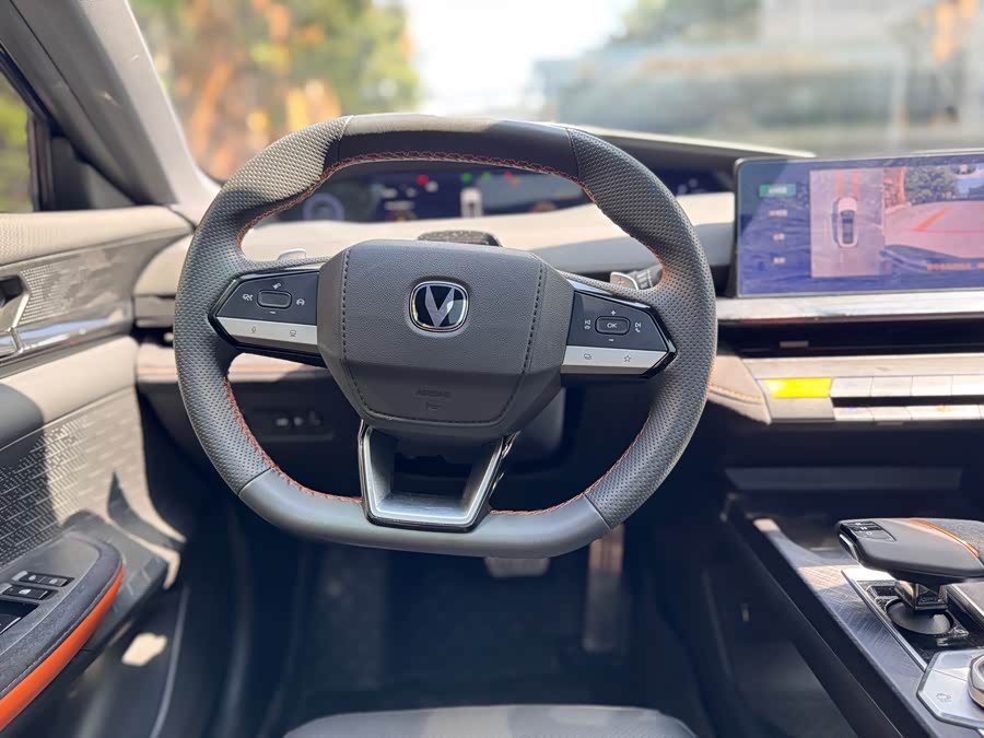 Changan UNI-V 2022 car image #20