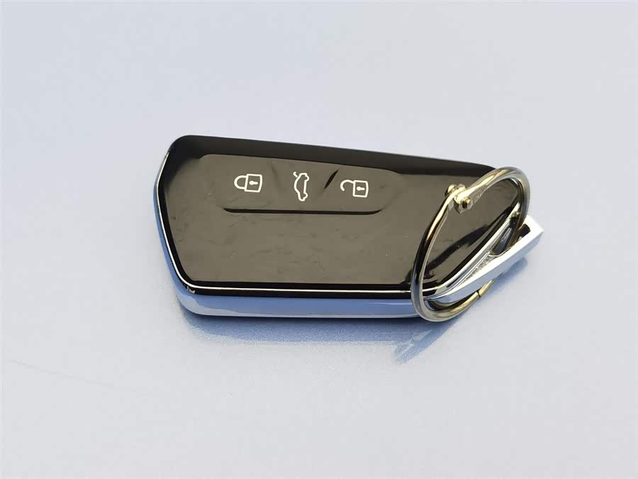 Volkswagen Tiguan L 2024 car image #20