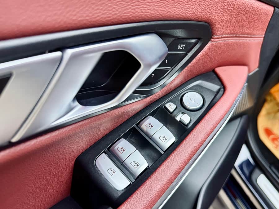 BMW i3 2023 car image #20