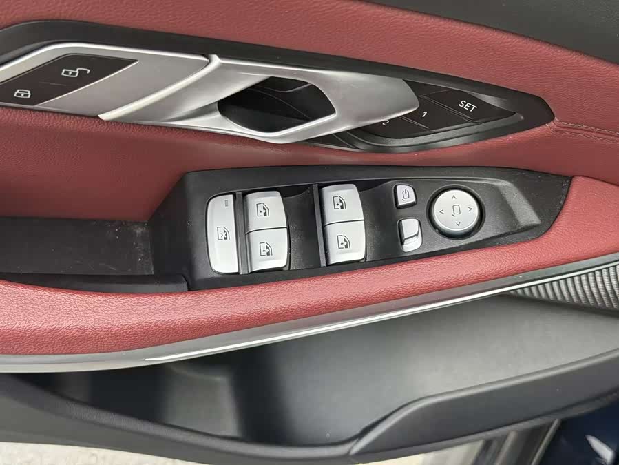 BMW i3 2024 car image #20