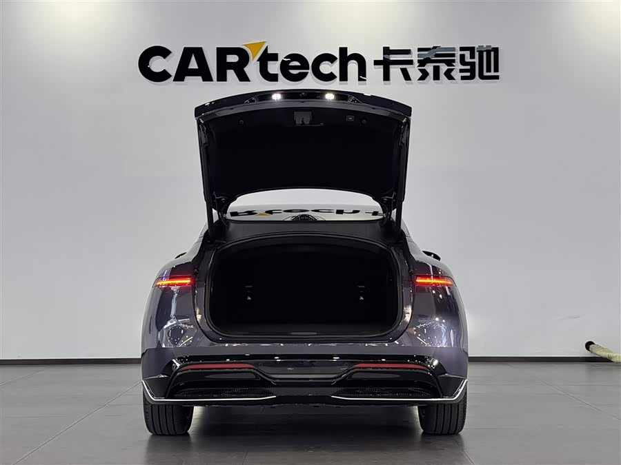 阿维塔 阿维塔06 2025 汽车图片 #20