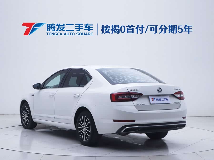 Skoda Octavia 2018 #20 Skoda Octavia 2018 car image #20