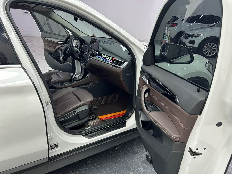BMW X1 2021 car image #20