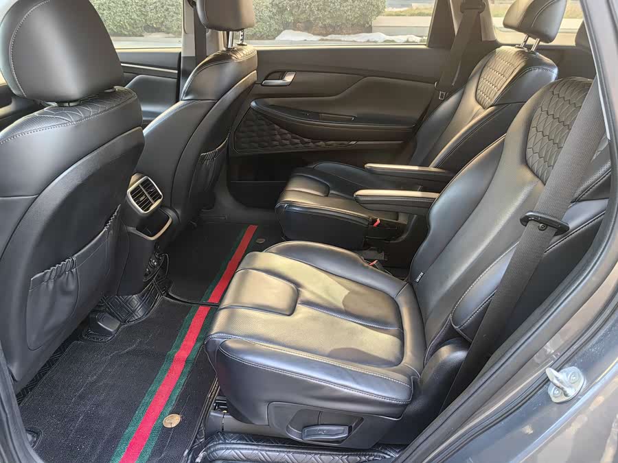 Hyundai Santa Fe 2019 #20 Hyundai Santa Fe 2019 car image #20