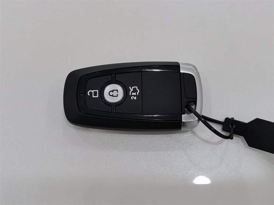 Ford Mondeo 2022 car image #20