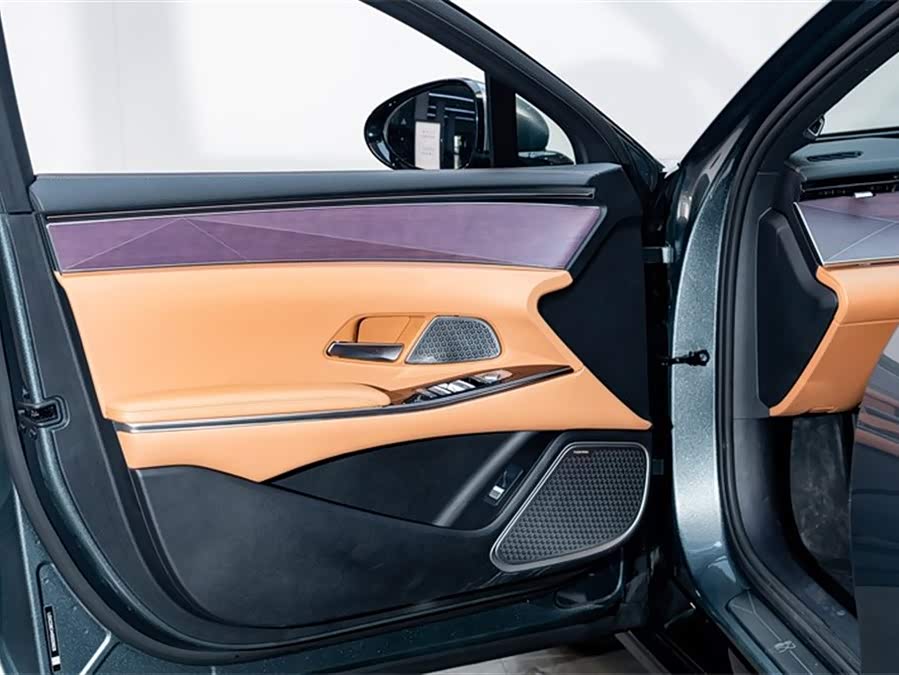 BYD HanL 2025 immagine di auto #20