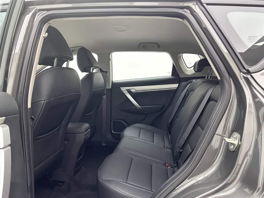 GEELY Coolray 2025 car image #20