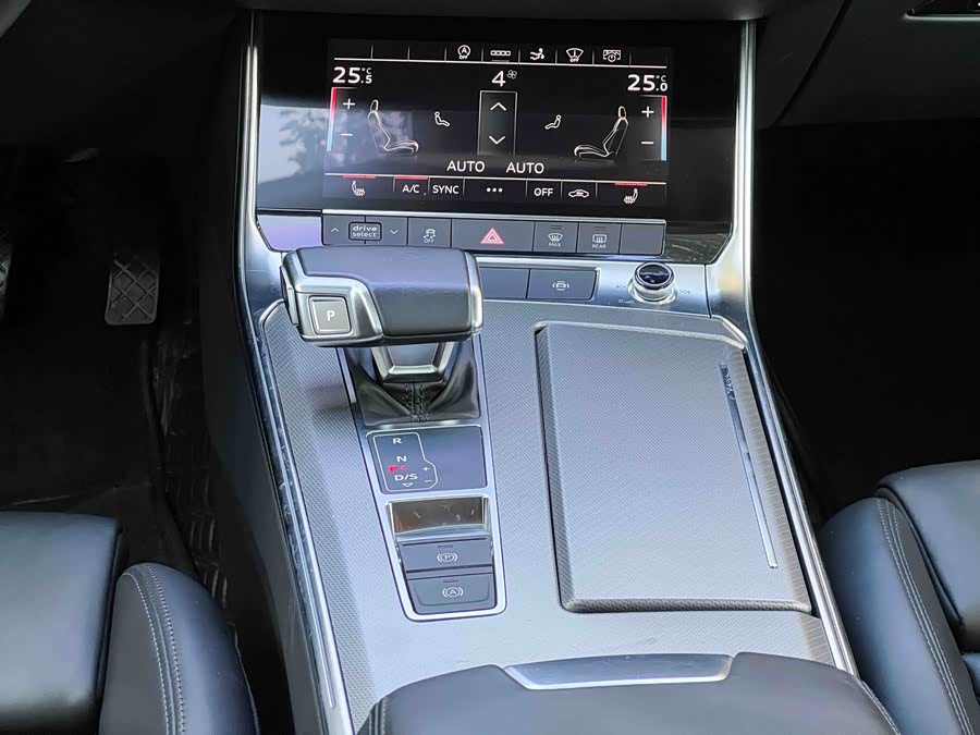 Audi A7 2021 immagine di auto #20