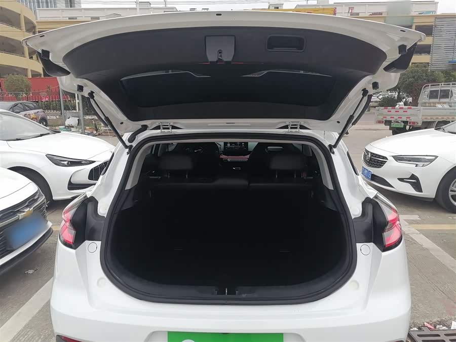 GEELY 2021 #20 GEELY 2021 car image #20