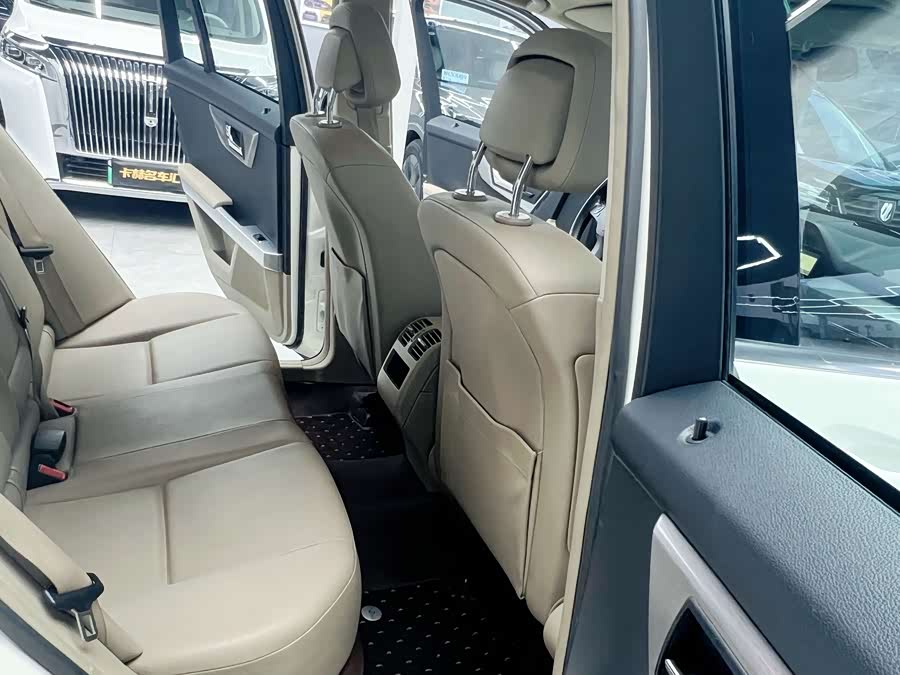 Mercedes-Benz GLK Class (Imported) 2011 #20 Mercedes-Benz GLK Class (Imported) 2011 car image #20