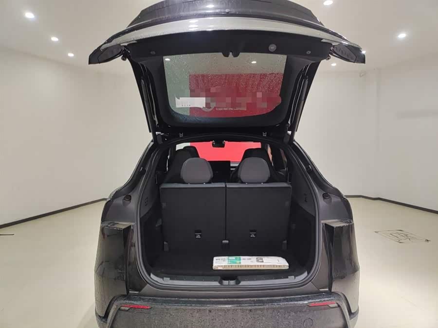 特斯拉 Model Y L 2025 汽车图片 #20