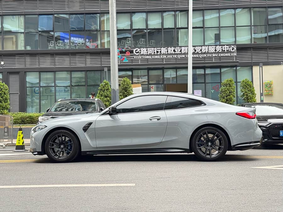 BMW M4 2024 imagem de carro #20