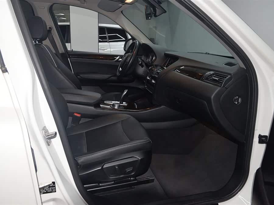 BMW X3 (Imported) 2016 صورة سيارة #20