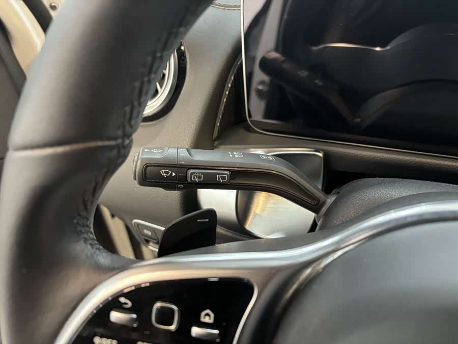 Mercedes-Benz GLB Class 2020 car image #20