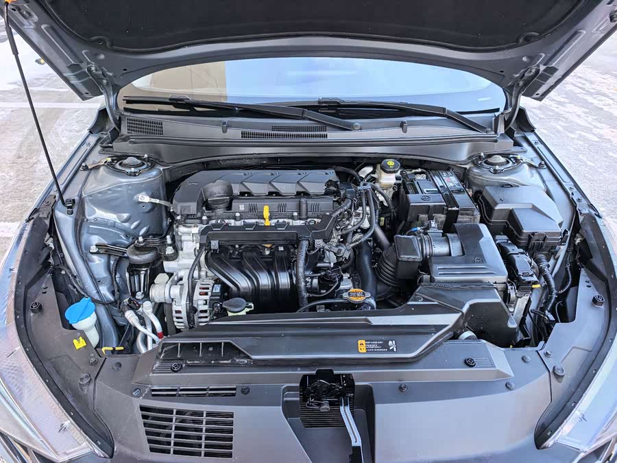 Hyundai Elantra 2022 car image #20