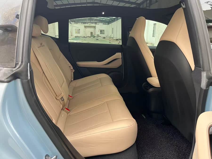 NIO ET5 2023 car image #20