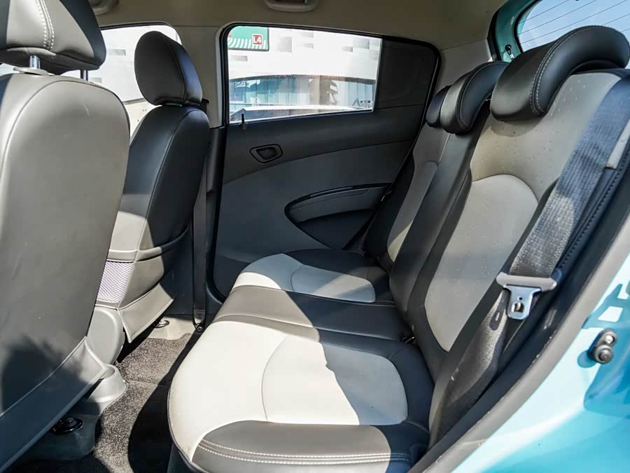 Chevrolet Spark 2010 car image #20