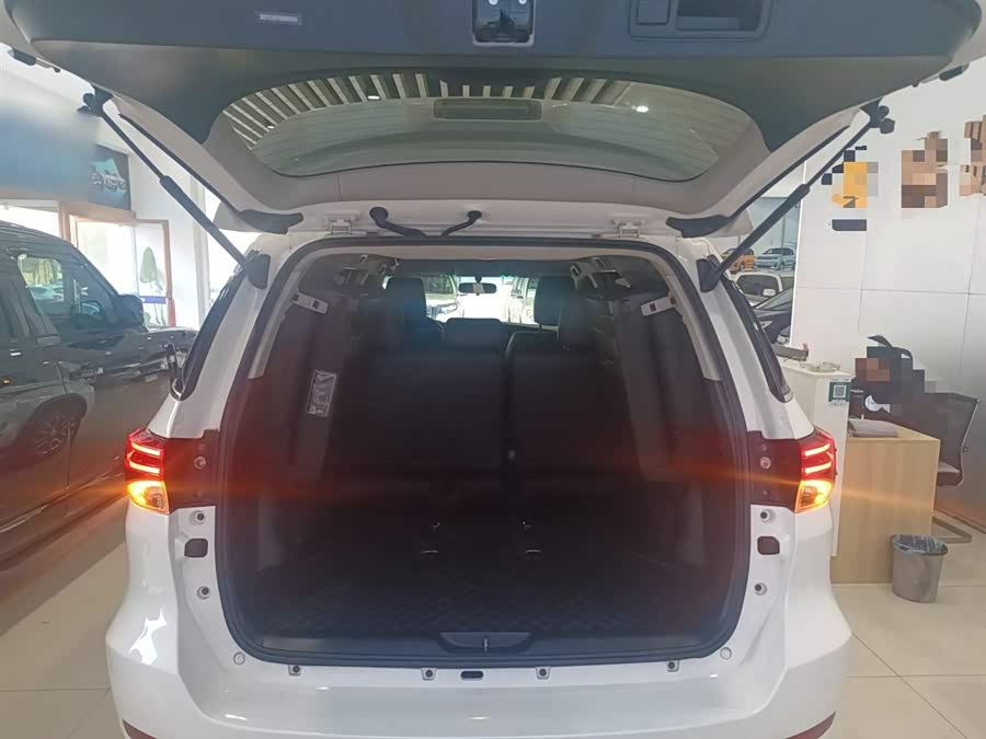 Toyota Fortuner 2019 car image #20