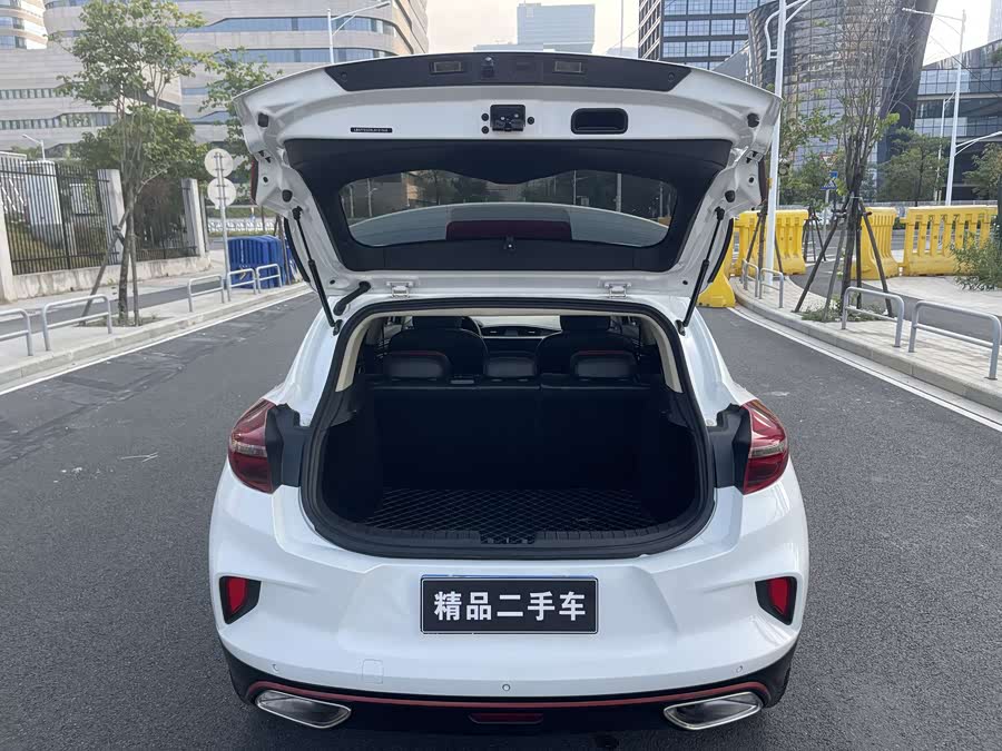 GEELY 2020 car image #20