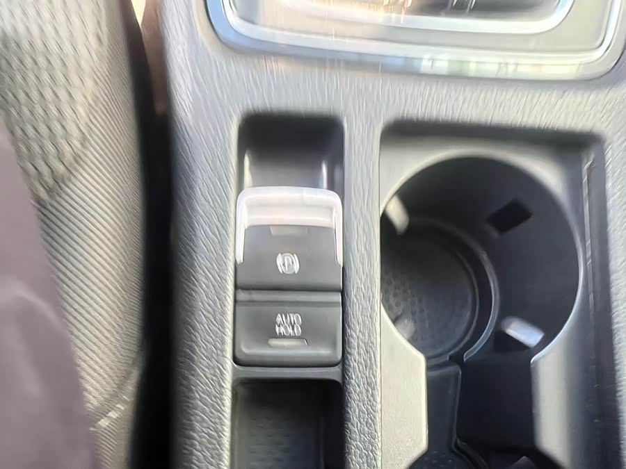 Volkswagen Golf 2017 car image #20