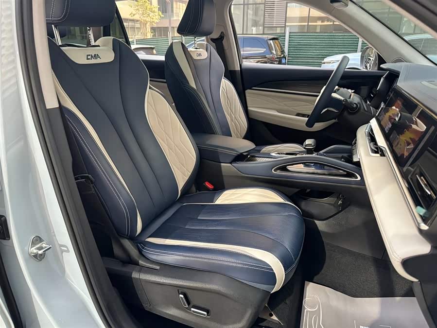 GEELY Monjaro 2023 #20 GEELY Monjaro 2023 car image #20
