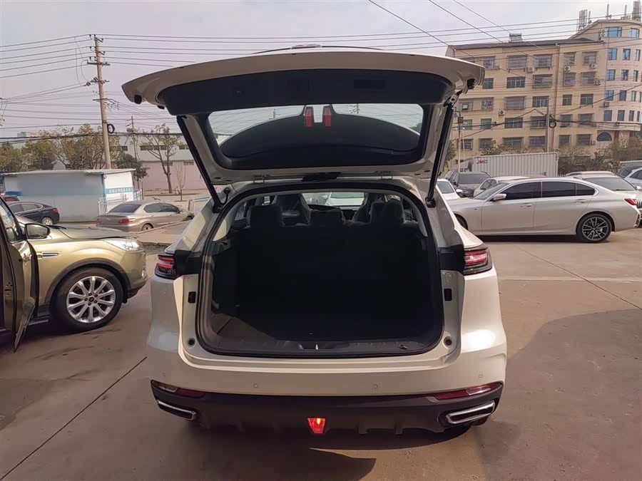 Changan UNI-K iDD 2025 #20 Changan UNI-K iDD 2025 car image #20