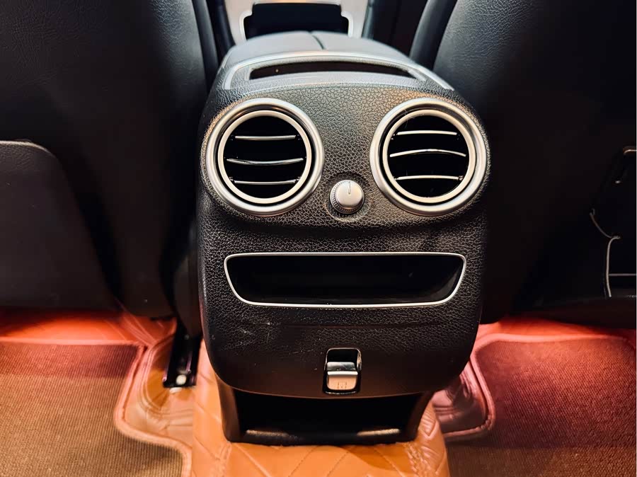 Mercedes-Benz GLC Class 2020 #20 Mercedes-Benz GLC Class 2020 car image #20