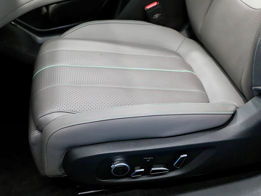 Deepal L07 2024 imagem de carro #20