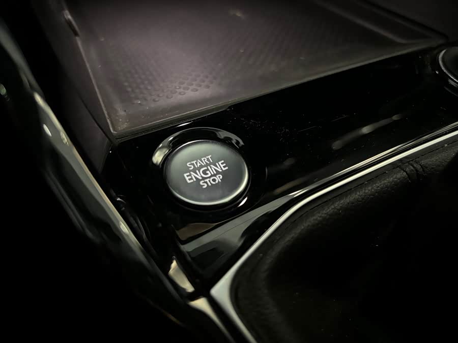 Volkswagen Tacqua 2022 car image #20