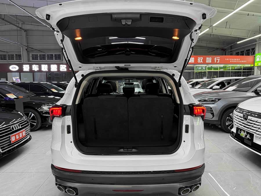 Jetour X70 PLUS 2022 car image #20