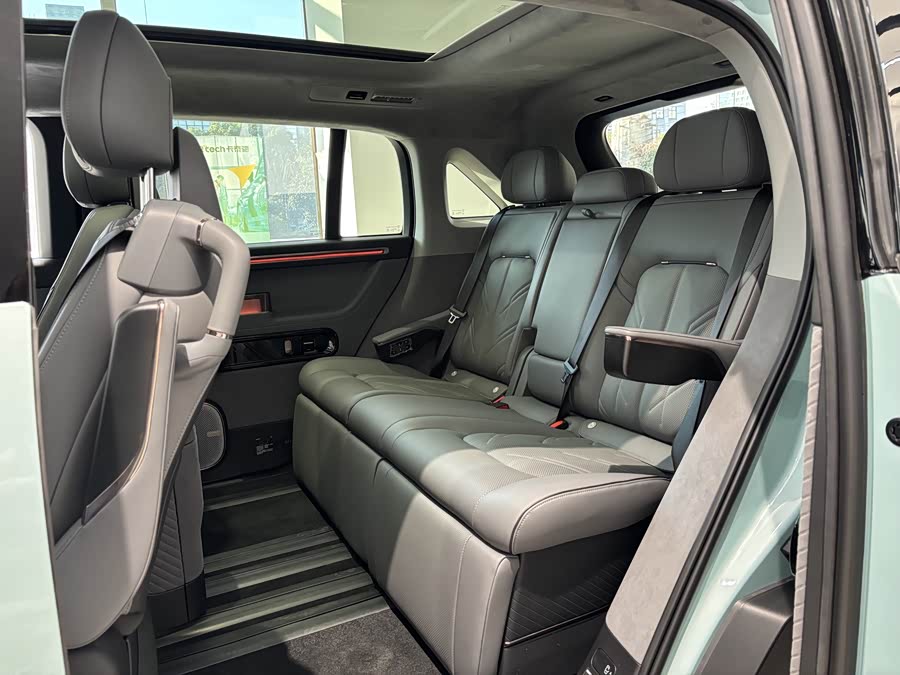 Zeekr MIX imagen de coche #20