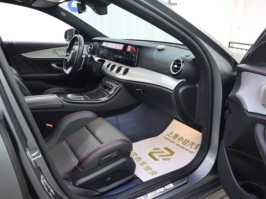 Mercedes-Benz E AMG 2022 immagine di auto #20