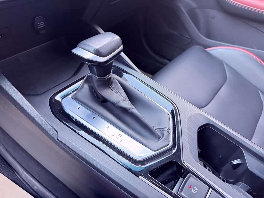 GEELY 2021 car image #20